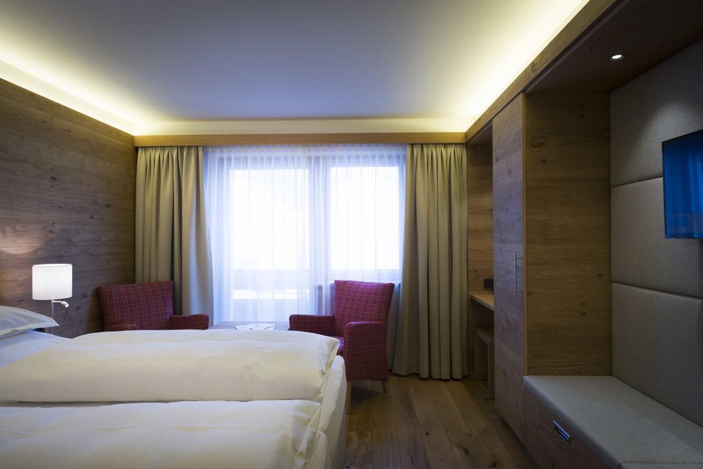 Hotel Garni Panorama Lech am Arlberg Quarto foto